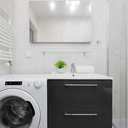 Elegant Next To Westfield Arkadia In By Renters